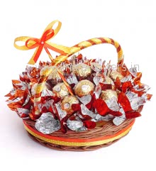 13pc Ferrero Basket