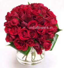 Valentine Special Product the best seller on Valentine day. Simple Glass Vase with 60 Red Roses