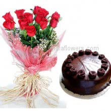 Bunch of 10 red roses nicely decorated with half kg. chocolate truffle cake 