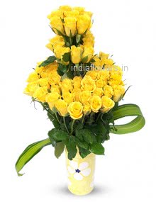 Stylish Bunch of Yellow Roses .<br>Please Note: Vase is not included. 