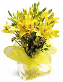 Bunch of 5 Yellow Lilies nicely decorated with Fillers and Ribbons.   Special deliveries to Mumbai, New Delhi, Bangalore , Hyderabad, Patna , Gurgaon. Please note we may substitute color of flowers in case of unavailability.